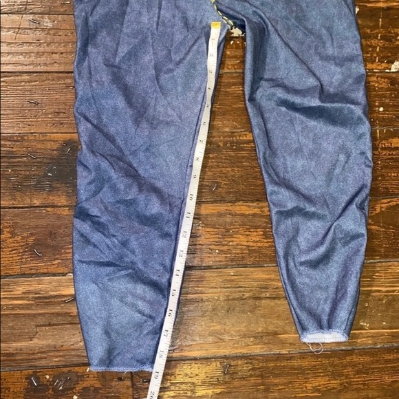 Kids minion costume - Picture 3 of 4